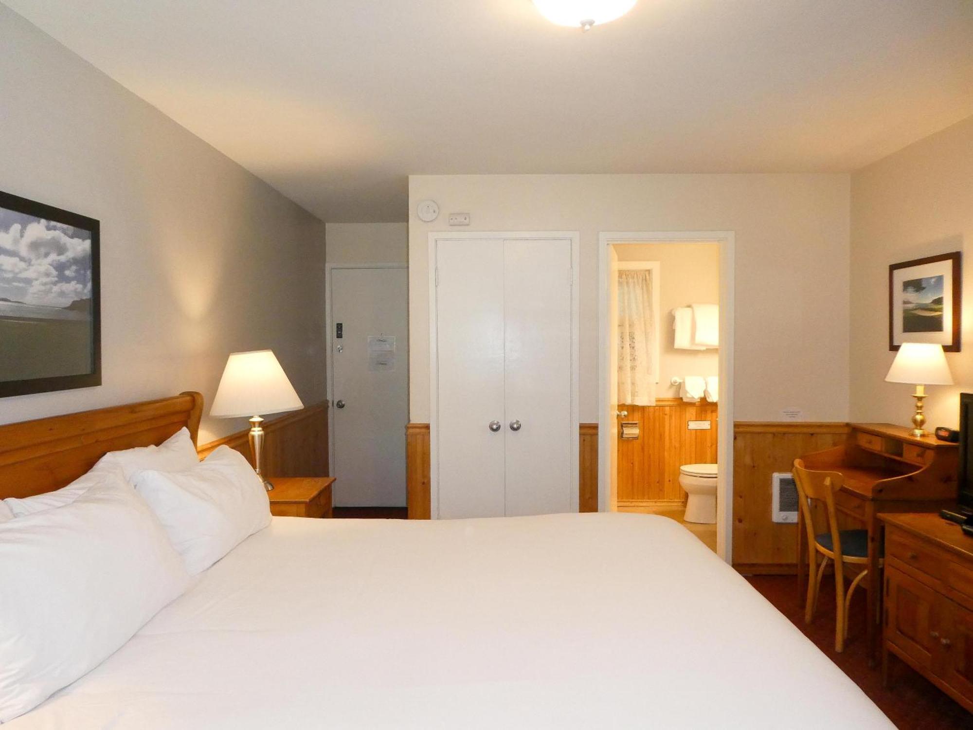 Carmel Fireplace Inn Екстер'єр фото